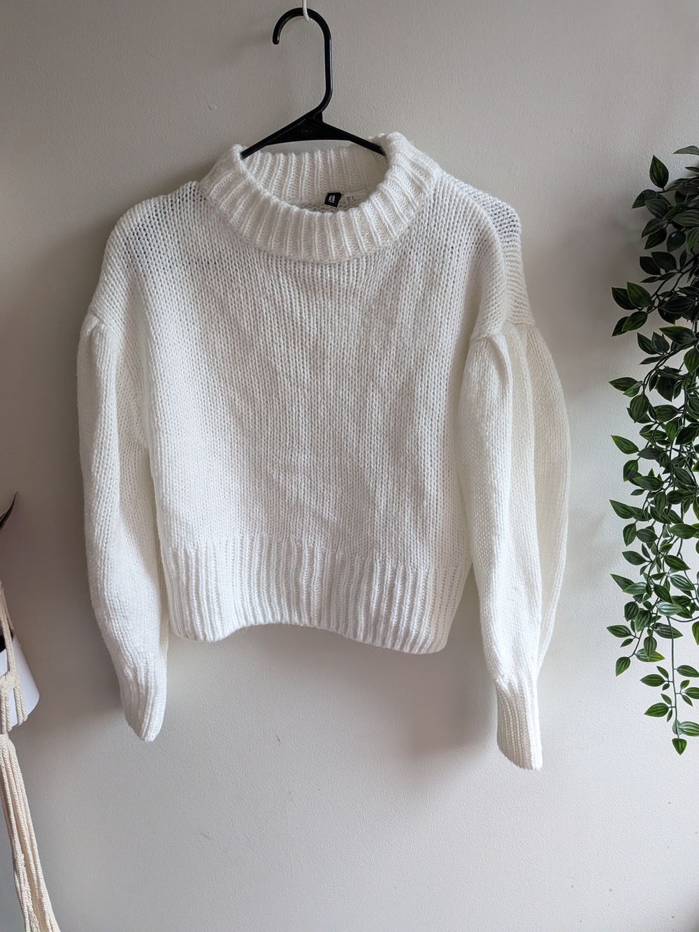 H&M White Chunky Mock Neck Sweater